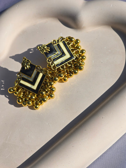 MNE031 Casual Earring
