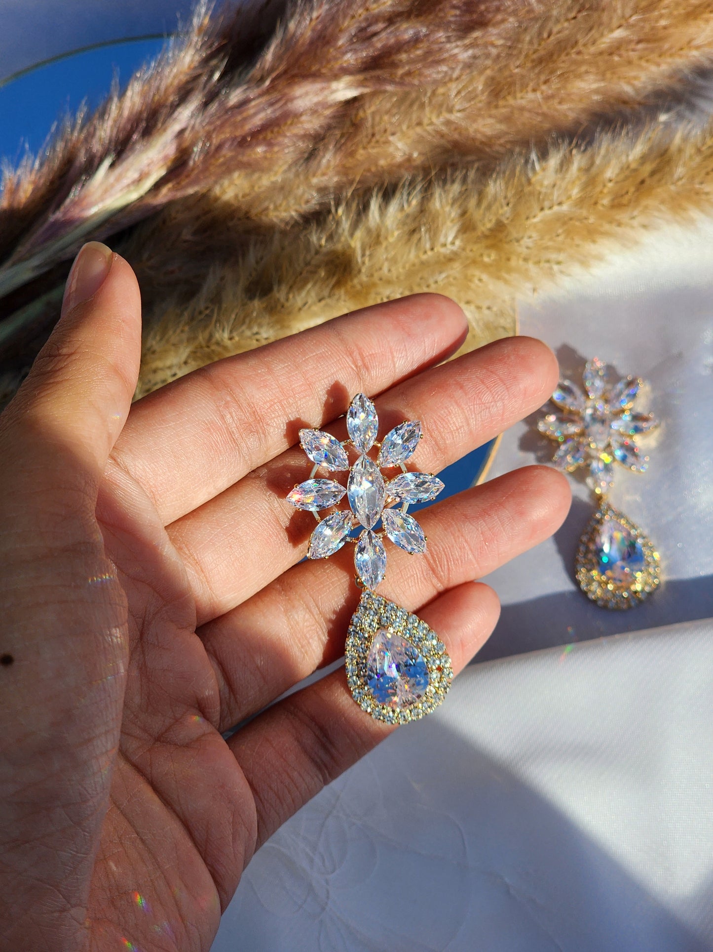 MNE040 Casual Earring
