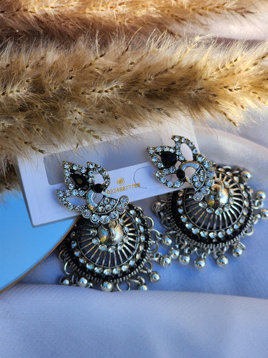 MNE042 Casual Earring