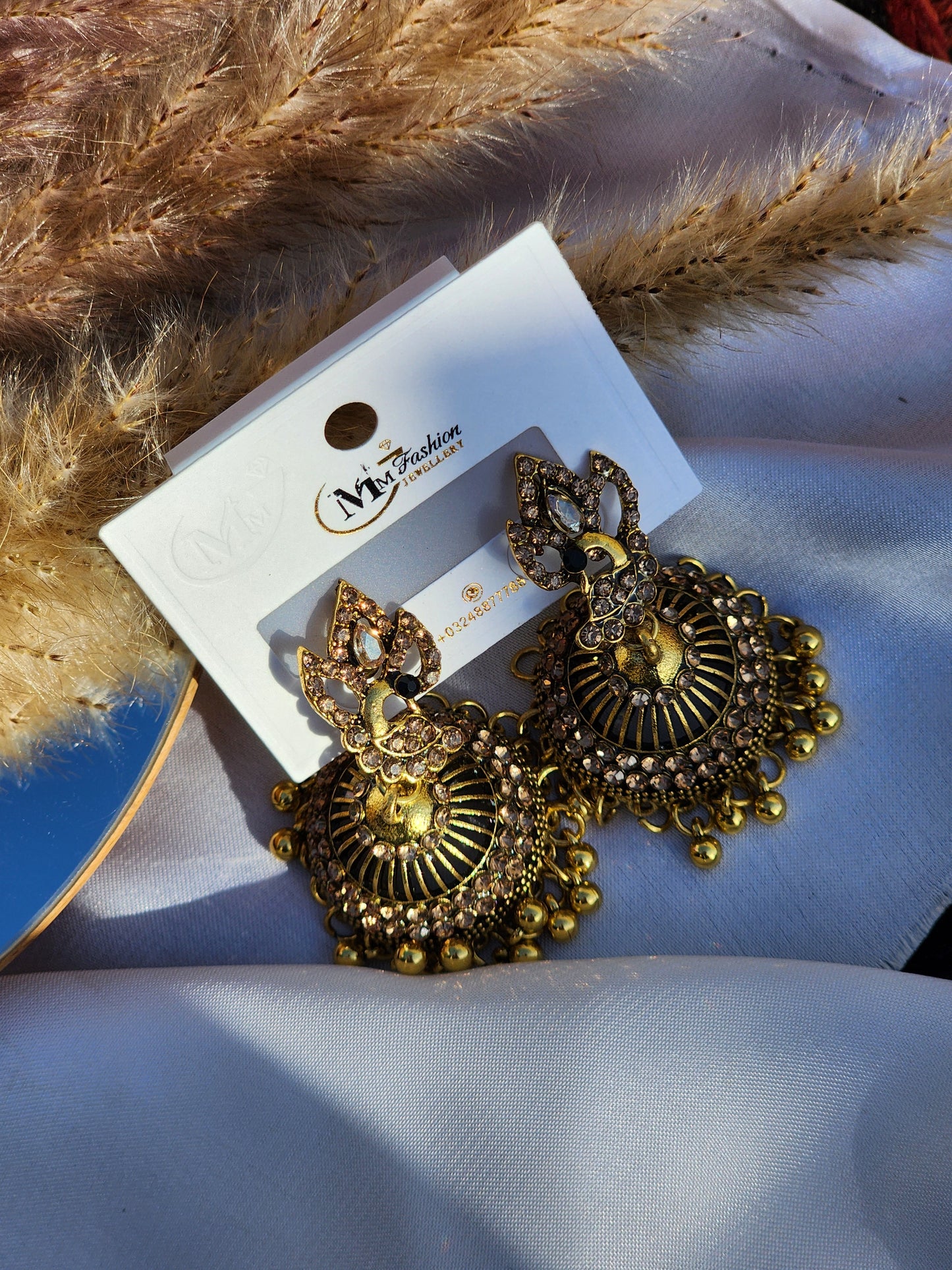 MNE044 Casual Earring