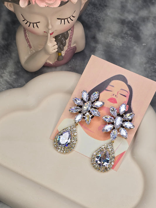 MNE040 Casual Earring