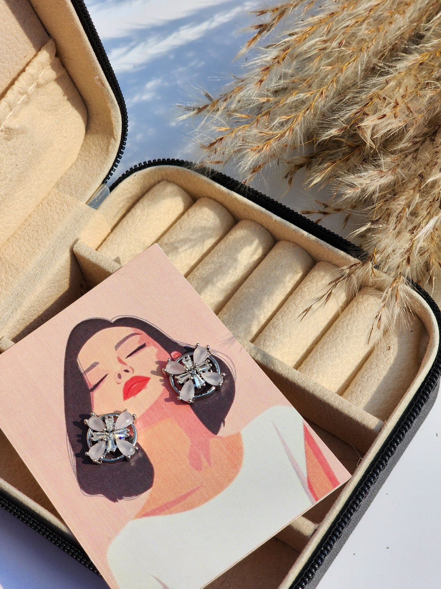 MNE049 Casual Earring