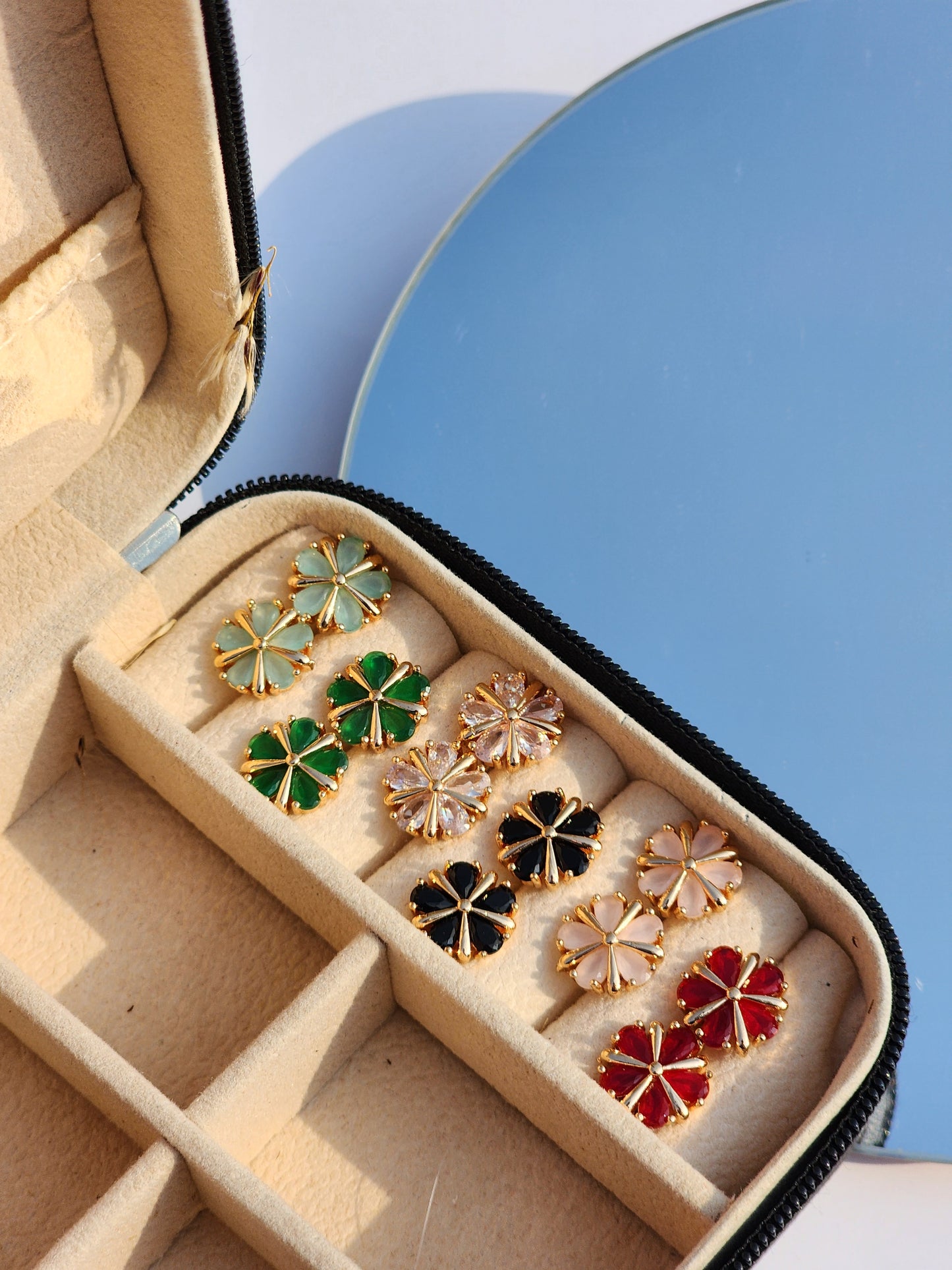 MNE052 Casual Earring