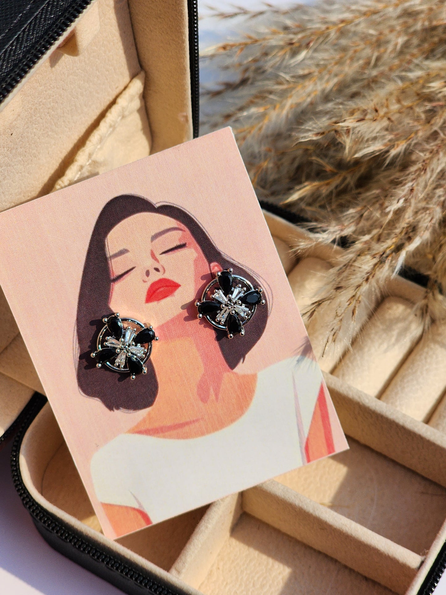 MNE049 Casual Earring