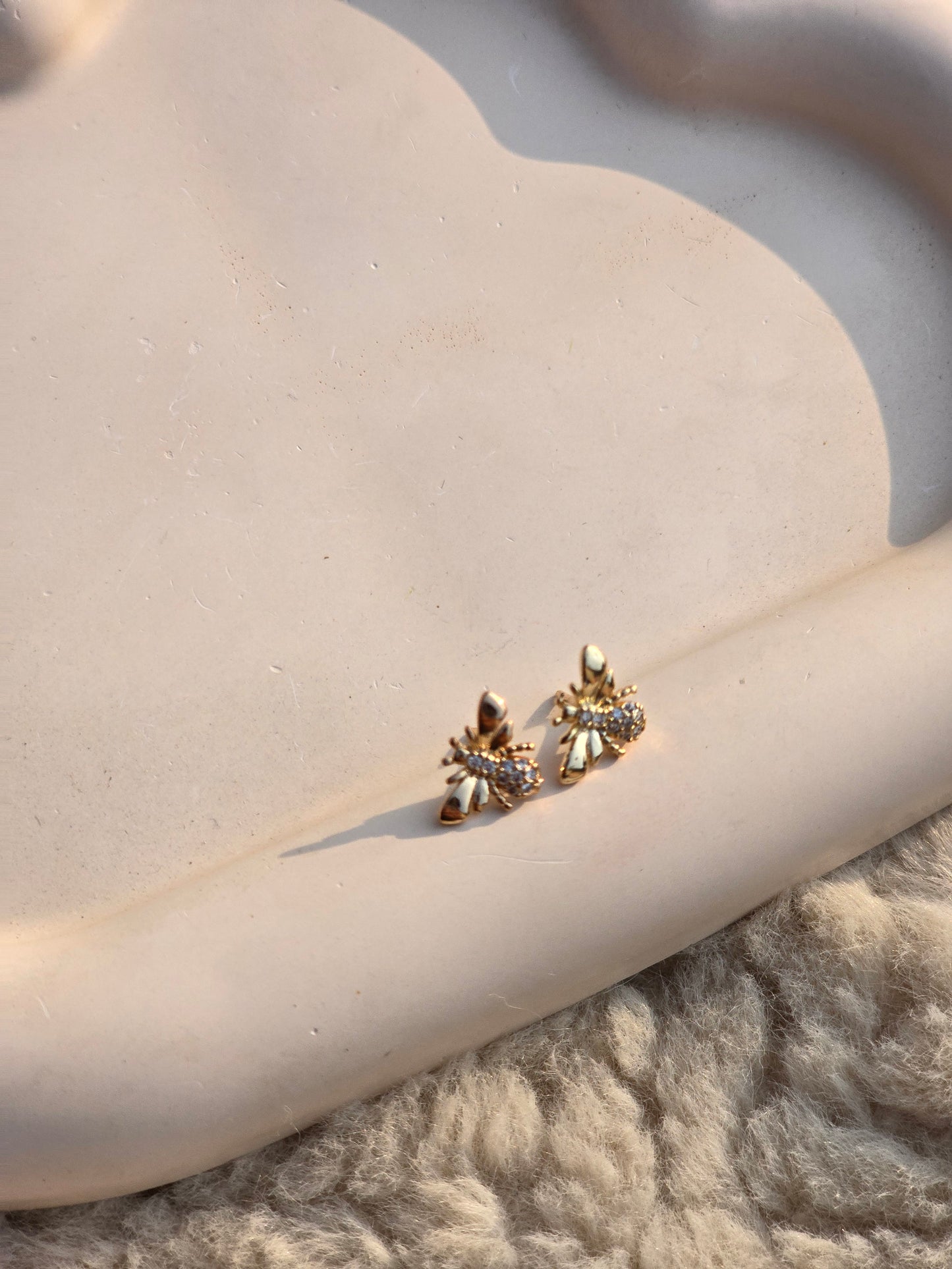 MNE012 Casual Earring